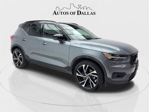 2019 Volvo XC40 T5 R-Design