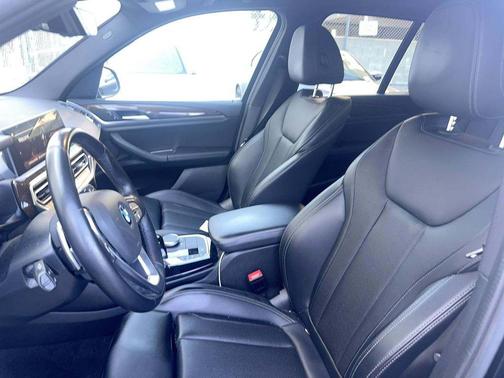 Jet Black 2023 BMW X3 sDrive30i