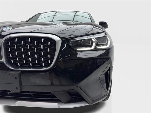 2022 BMW X4 xDrive30i