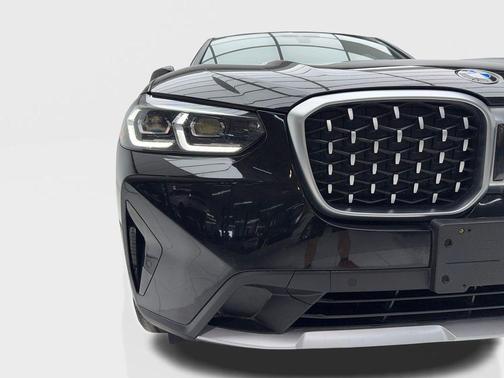 2022 BMW X4 xDrive30i