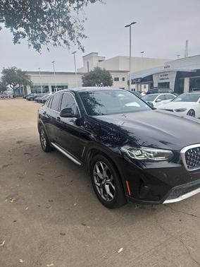 2022 BMW X4 xDrive30i