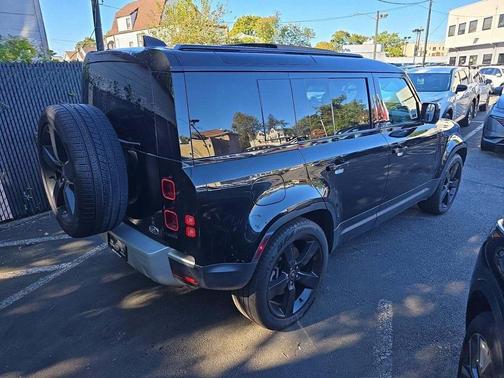 2023 Land Rover Defender 110 S