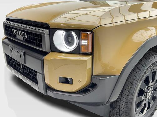 2024 Toyota Land Cruiser Base