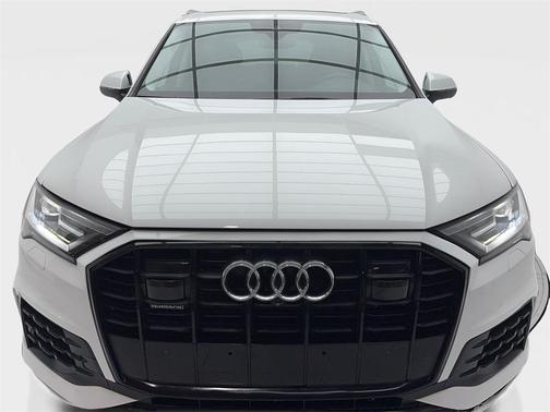 2021 Audi Q7 55 Premium Plus
