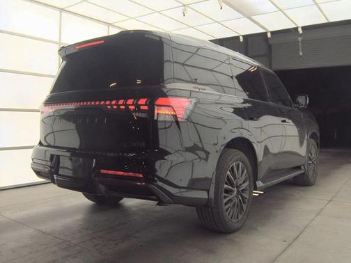 2025 INFINITI QX80 AUTOGRAPH AWD