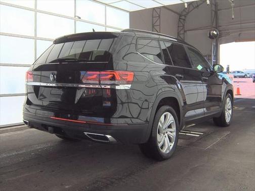 2023 Volkswagen Atlas 3.6L SE w/Technology