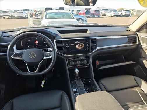 2023 Volkswagen Atlas 3.6L SE w/Technology