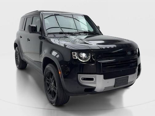 Santorini Black Metallic 2025 Land Rover Defender 110 P300