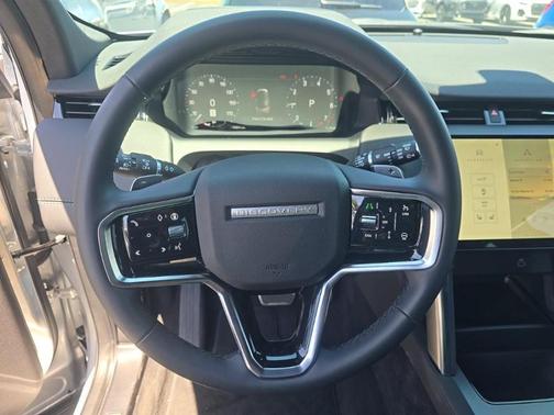 Silver 2024 Land Rover Discovery Sport Dynamic SE