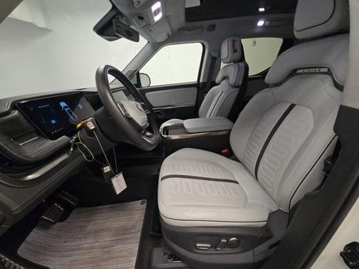 2023 Rivian R1T Adventure Quad Motor Large Pack