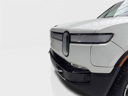2023 Rivian R1T Adventure Quad Motor Large Pack