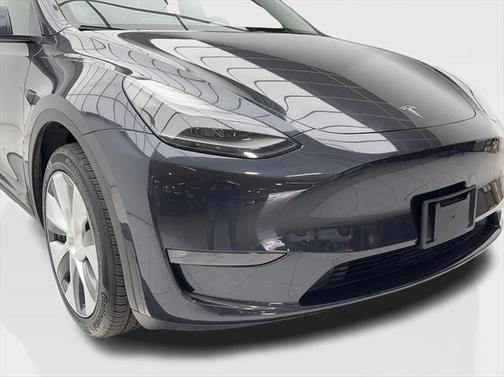 2024 Tesla Model Y Long Range Dual Motor All-Wheel Drive