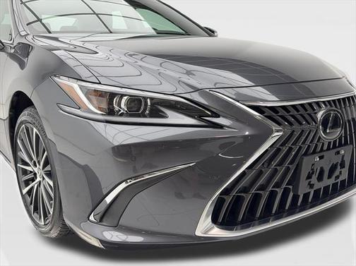 2023 Lexus ES 350 Base