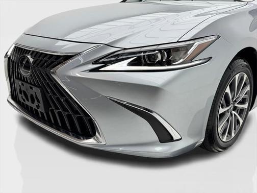 2024 Lexus ES 350 Base
