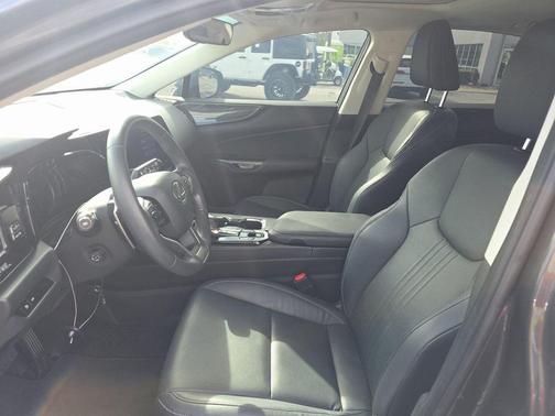 2024 Lexus NX 250 Premium