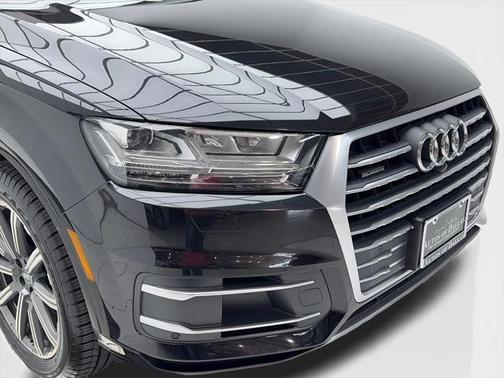 2019 Audi Q7 45 Premium Plus