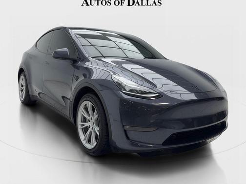 Pearl White Multi-Coat 2023 Tesla Model Y Long Range Dual Motor All-Wheel Drive