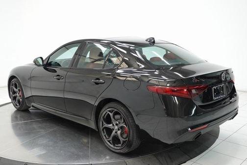 2019 Alfa Romeo Giulia Base