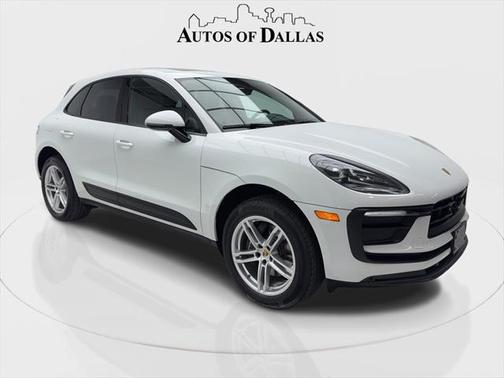 2025 Porsche Macan Base