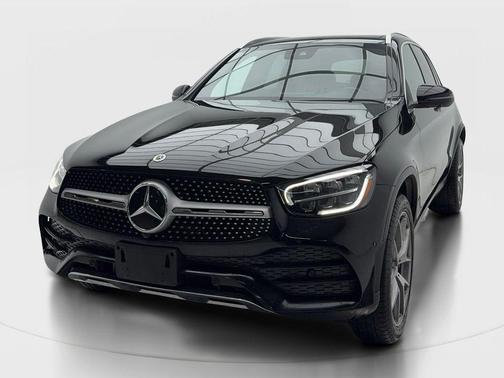 Black 2022 Mercedes-Benz GLC 300 4MATIC