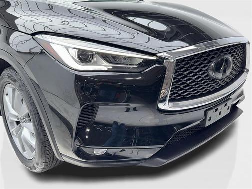 2022 INFINITI QX50 LUXE AWD