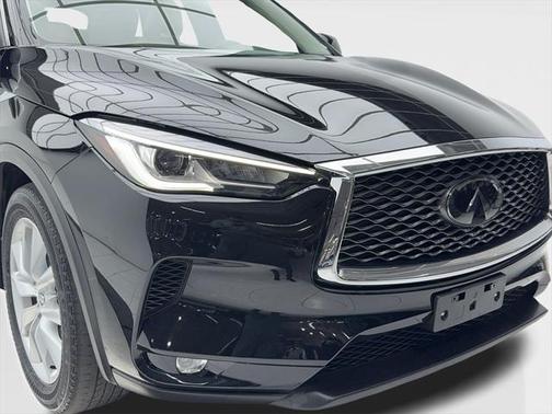 2022 INFINITI QX50 LUXE AWD