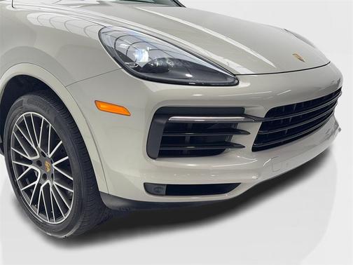 2021 Porsche Cayenne Base