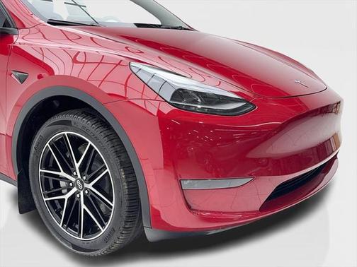 2024 Tesla Model Y Long Range Dual Motor All-Wheel Drive