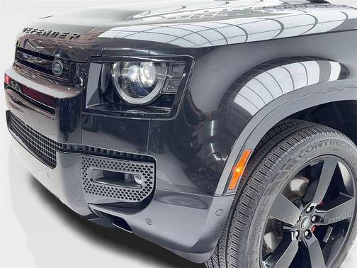 2023 Land Rover Defender 110 S