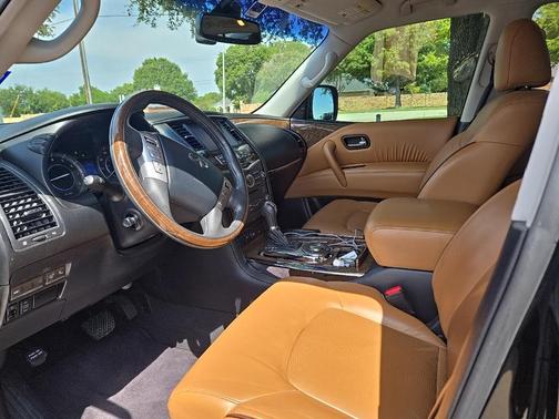 2016 INFINITI QX80 Base