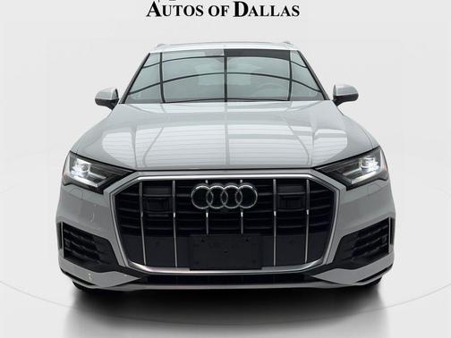 Glacier White Metallic 2021 Audi Q7 45 Premium Plus