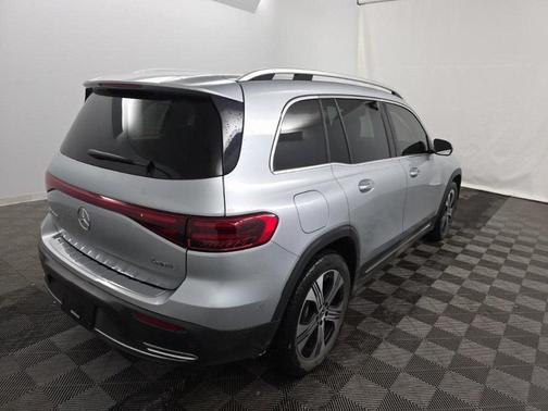 2024 Mercedes-Benz EQB 300 4MATIC