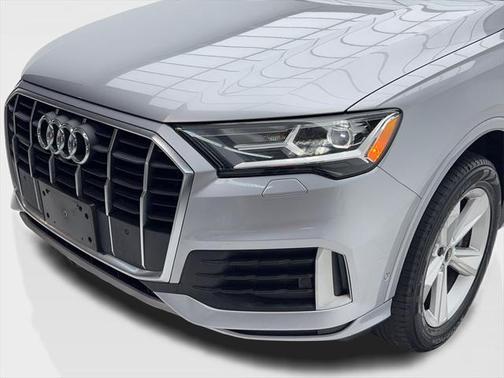 2022 Audi Q7 45 Premium