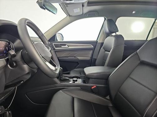 2023 Volkswagen Atlas 2.0T SEL
