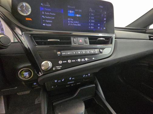 2022 Lexus ES 350 Base