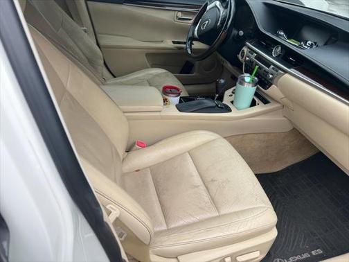 2015 Lexus ES 350 Crafted Line