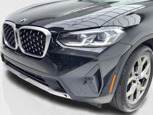 2024 BMW X4 xDrive30i