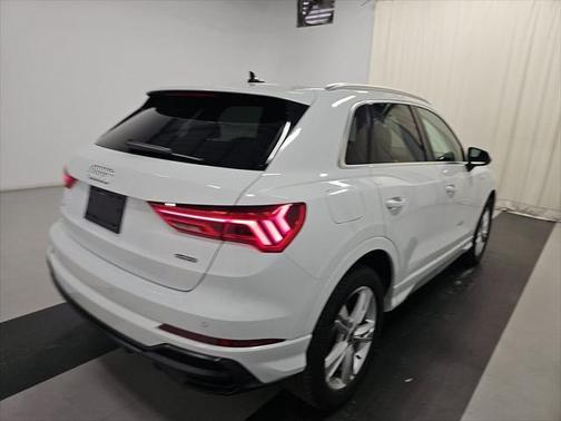 2022 Audi Q3 45 S line Premium Plus