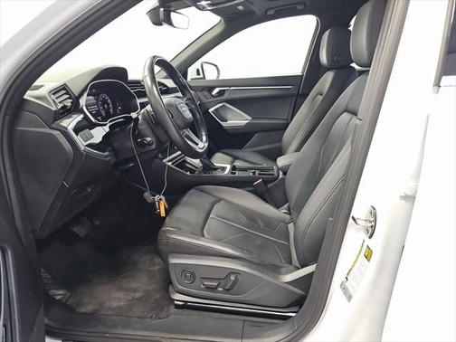 2022 Audi Q3 45 S line Premium Plus