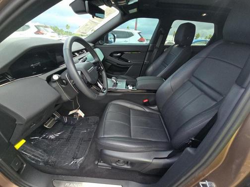 2024 Land Rover Range Rover Evoque Dynamic SE