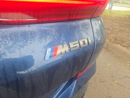 Phytonic Blue Metallic 2023 BMW X6 M50i