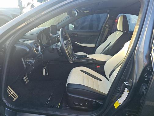 2022 Lexus IS 350 Base