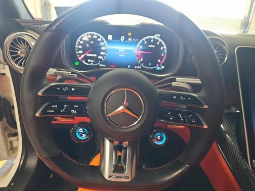 2022 Mercedes-Benz AMG SL 63 Base