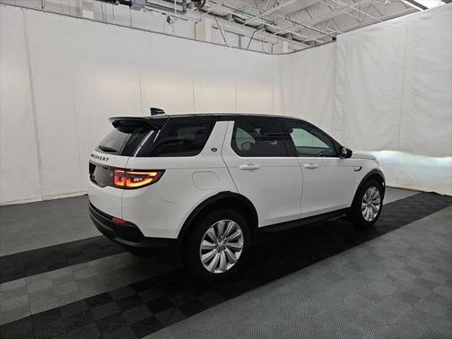 2022 Land Rover Discovery Sport SE