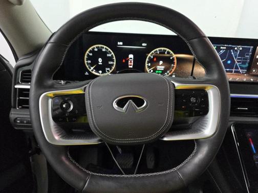 2025 INFINITI QX80 SENSORY AWD