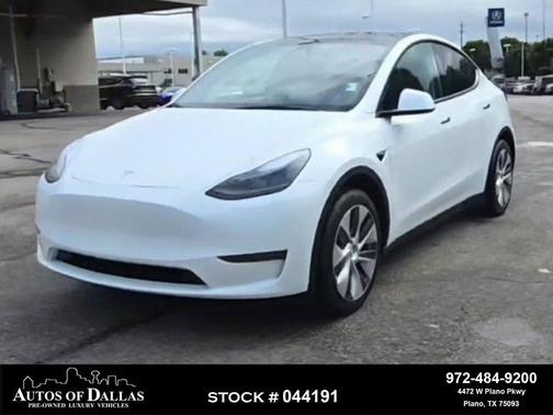 2024 Tesla Model Y Standard Range