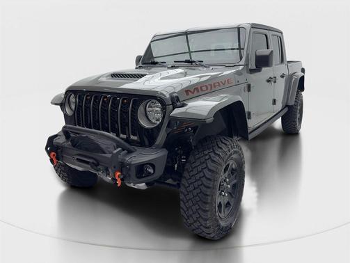 Sting-Gray Clearcoat 2021 Jeep Gladiator Mojave 4x4