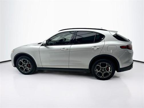 2019 Alfa Romeo Stelvio Sport