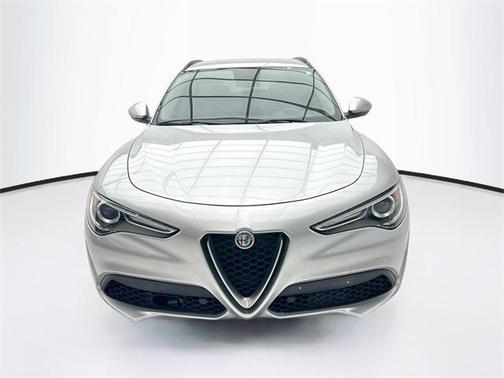 2019 Alfa Romeo Stelvio Sport