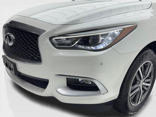 2016 INFINITI QX60 Base